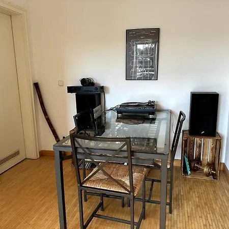 Freistehendes Gemuetliches Haus *