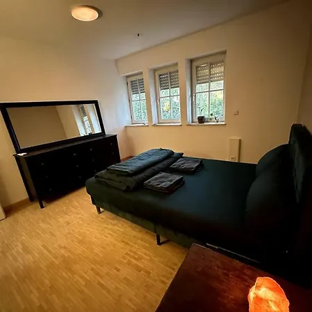 Freistehendes Gemuetliches Haus *
